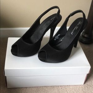 Peep toe black heels